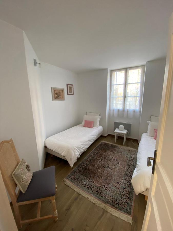 Les Chambres De L'Aigronne Le Petit-Pressigny Exterior foto