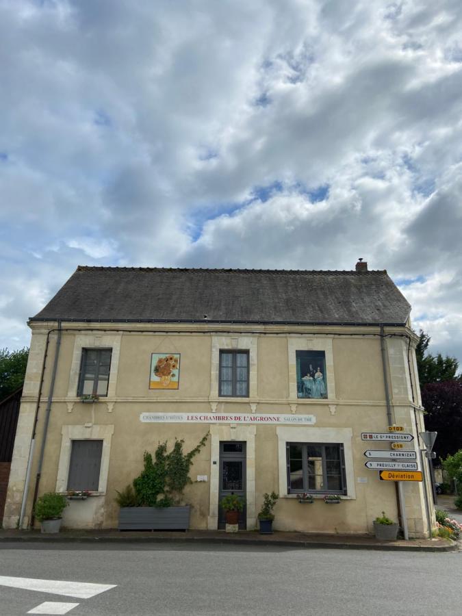 Les Chambres De L'Aigronne Le Petit-Pressigny Exterior foto
